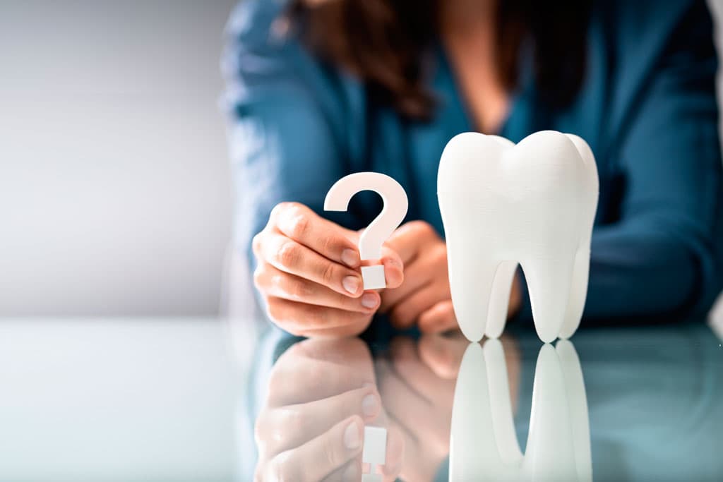 Preguntas sobre tratamientos dentales en Ferrol